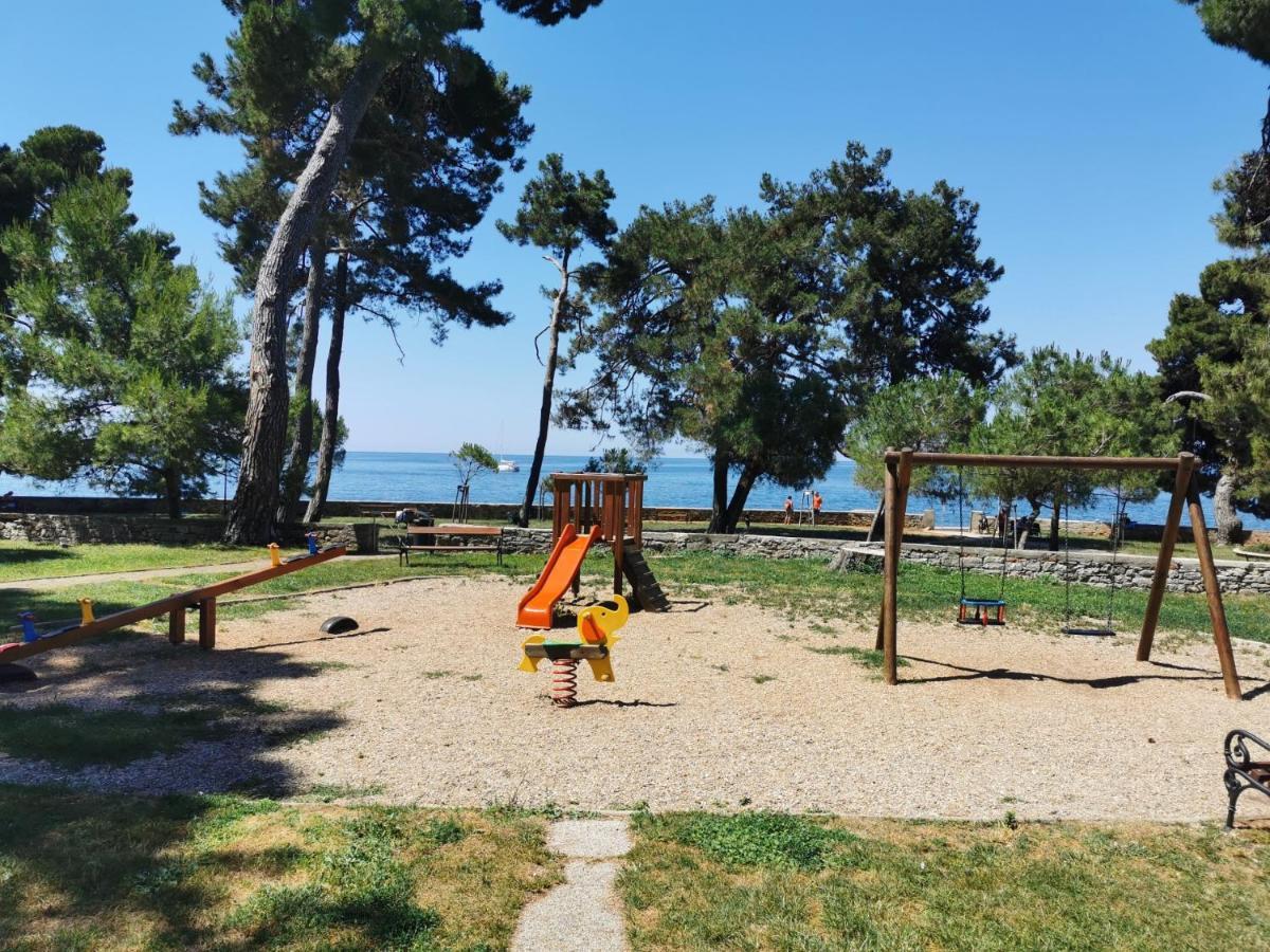 Mirta Deluxe Superior 5 Star Apartment, Your Piece Of Heaven By The Sea & Park, With Sea & Park View Novigrad Istria Eksteriør bilde