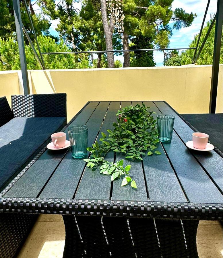 Mirta Deluxe Superior 5 Star Apartment, Your Piece Of Heaven By The Sea & Park, With Sea & Park View Novigrad Istria Eksteriør bilde